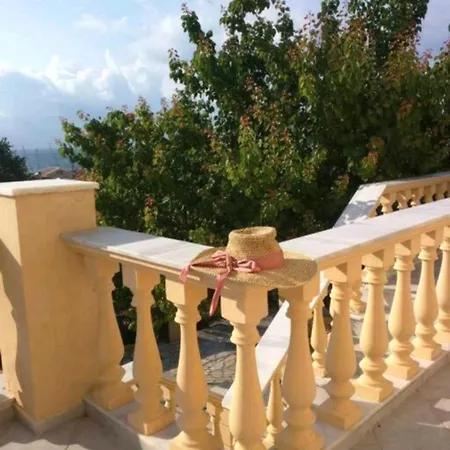 Estia Sea View *